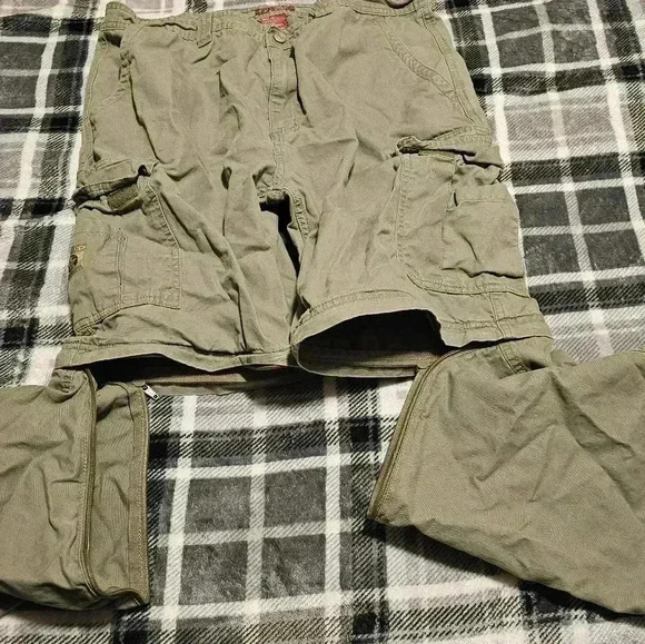 Vintage Faded Glory 36x32 army green cargo pants/shorts - Picture 4 of 8
